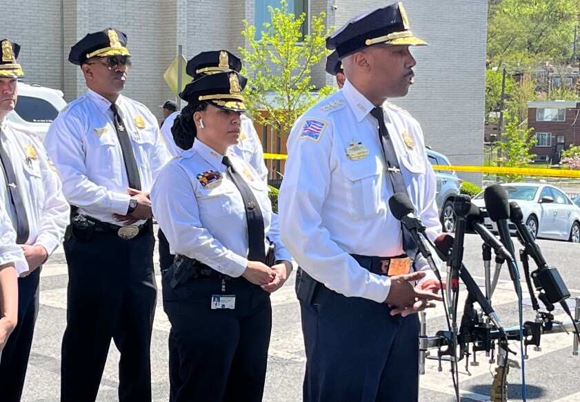 US 1 dead, 3 injured in shooting outside funeral home in Washington DC