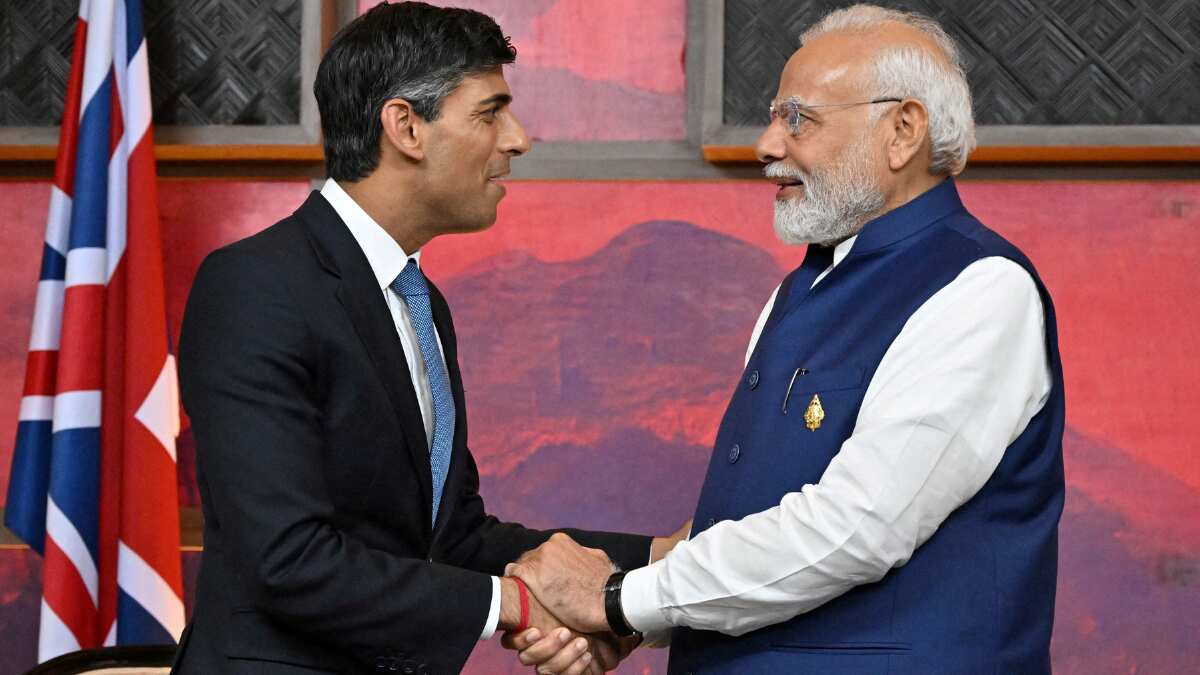 PM Modi talks to UK PM Rishi Sunak, discusses security issue at Indian High Commission PM Modi talks to UK PM Rishi Sunak, discusses security issue at Indian High Commission