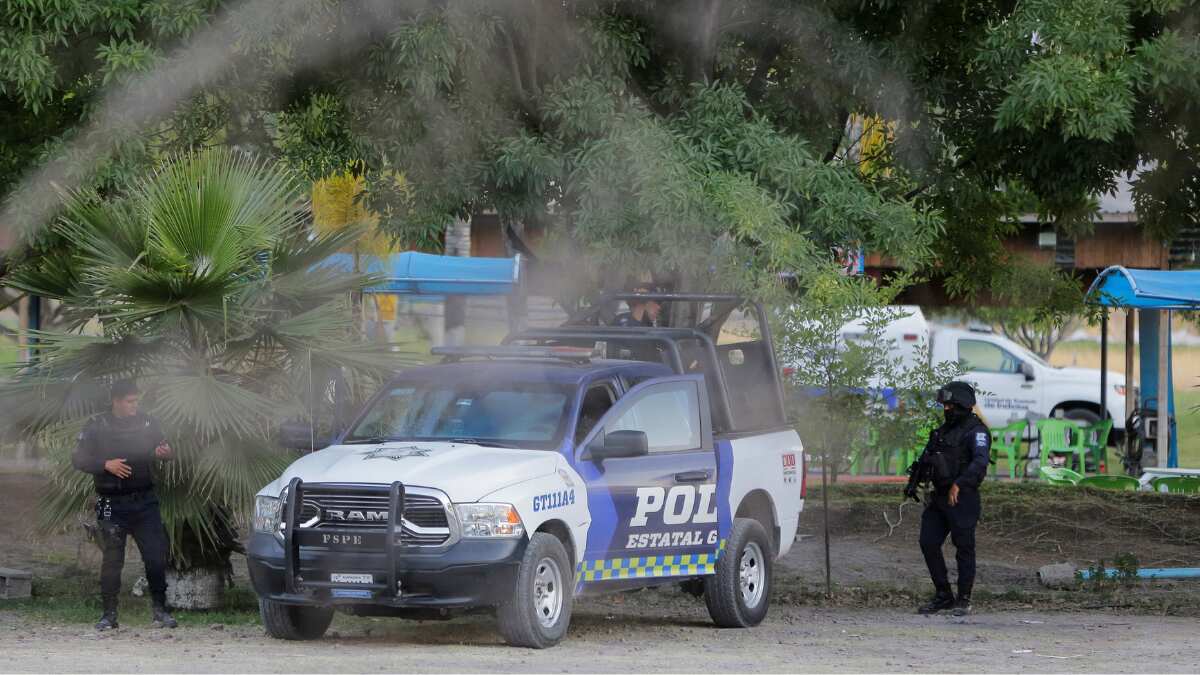 Mexico: Gunmen storm into resort, kill seven, including 7-year-old child