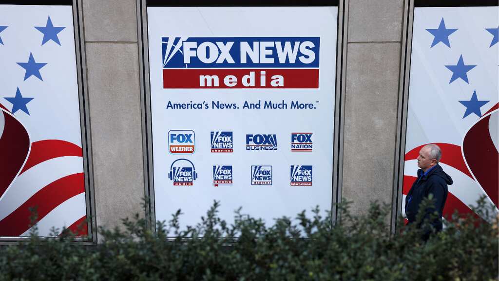 Fox News reportedly trying to settle with Dominion amid delay in defamation trial