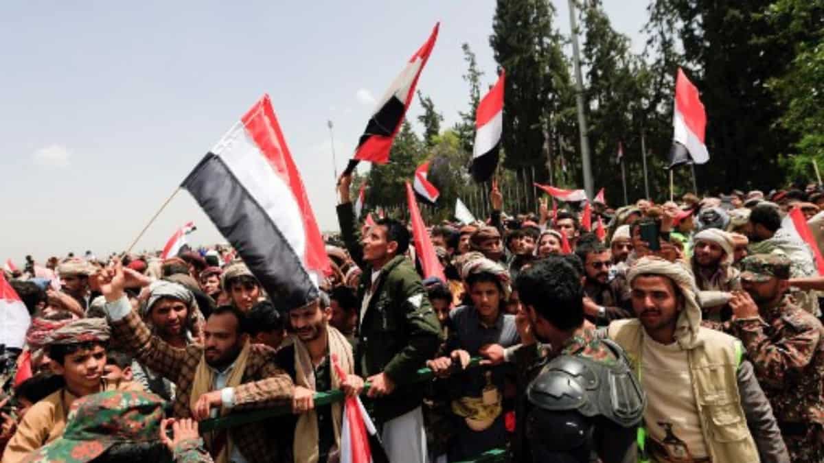 Saudi-led coalition releases over 100 additional Yemen war prisoners Saudi-led coalition releases over 100 additional Yemen war prisoners