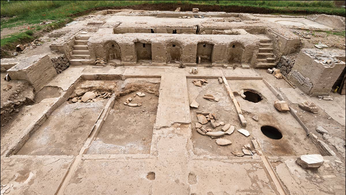 Lavish winery for ancient Roman elite found in ruins of Villa of the Quintilii Lavish winery for ancient Roman elite found in ruins of Villa of the Quintilii