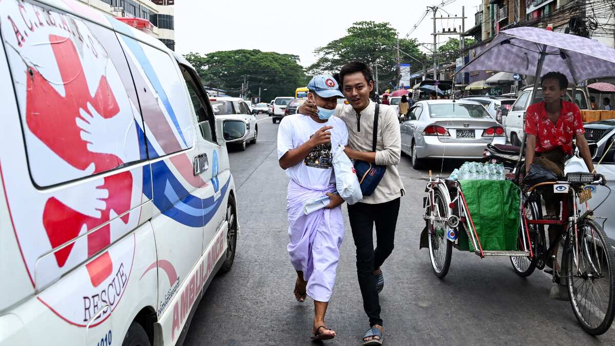 Calls to release political prisoners in Myanmar