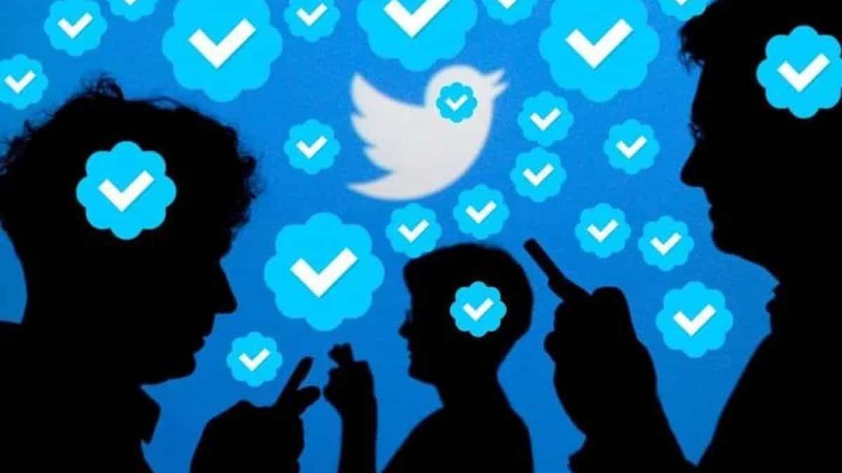 Twitter removes legacy verified blue ticks from all accounts Twitter removes legacy verified blue ticks from all accounts