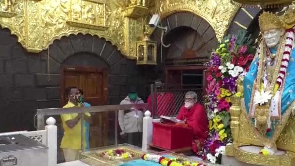Over million in coin donations, nowhere to deposit; India's Shirdi Saibaba temple approaches RBI for help Over million in coin donations, nowhere to deposit; India's Shirdi Saibaba temple approaches RBI for help