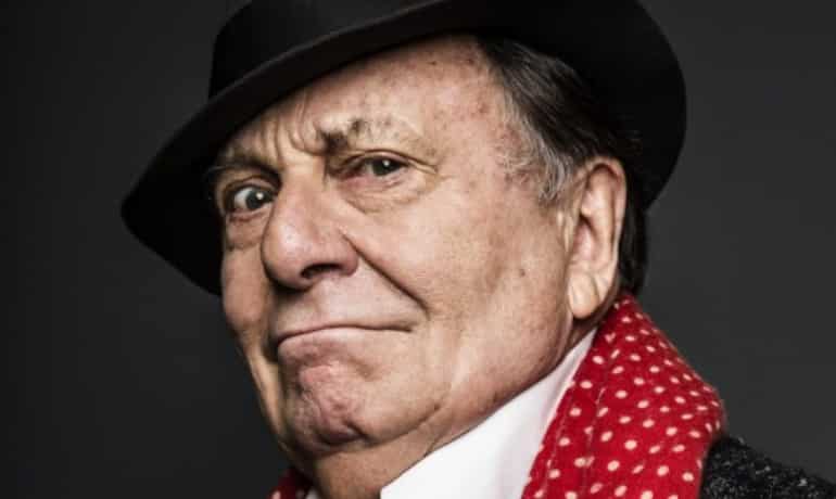 Australian icon Barry Humphries, creator of Dame Edna, dies at 89 Australian icon Barry Humphries, creator of Dame Edna, dies at 89