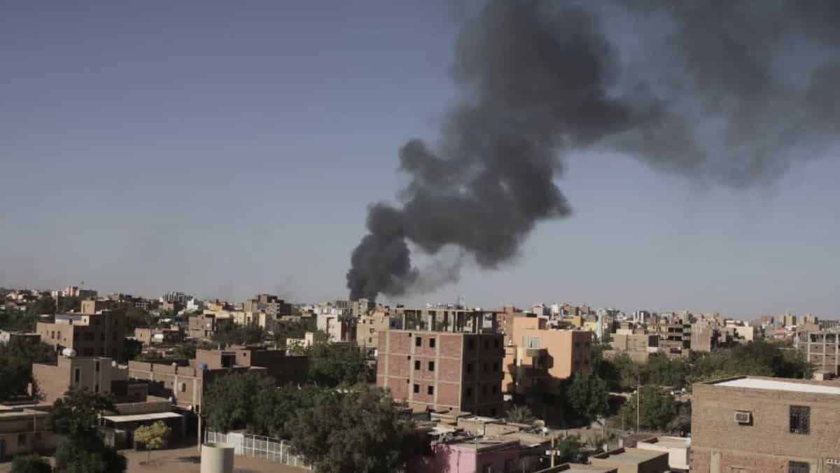 Sudan: France begins evacuation of embassy staff, citizens of 'European and allied partner' nations