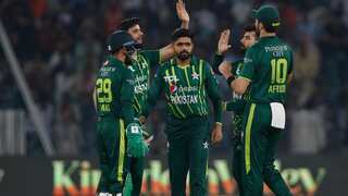 Former Pakistan skipper Shoaib Malik wants Babar Azam to quit captaincy | Know Why