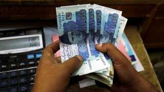 Pakistan facing dire living conditions, 80pc workers denied minimum wage