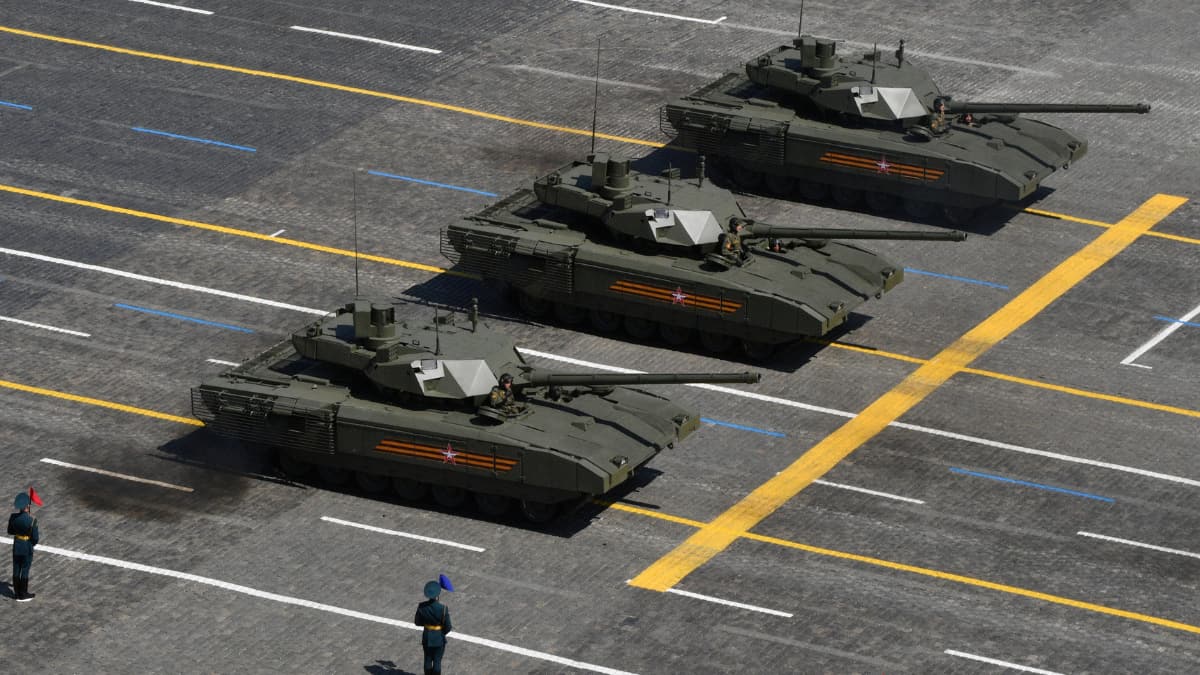 Russian T-14 Armata battle tank debuts in Ukraine Russian T-14 Armata battle tank debuts in Ukraine