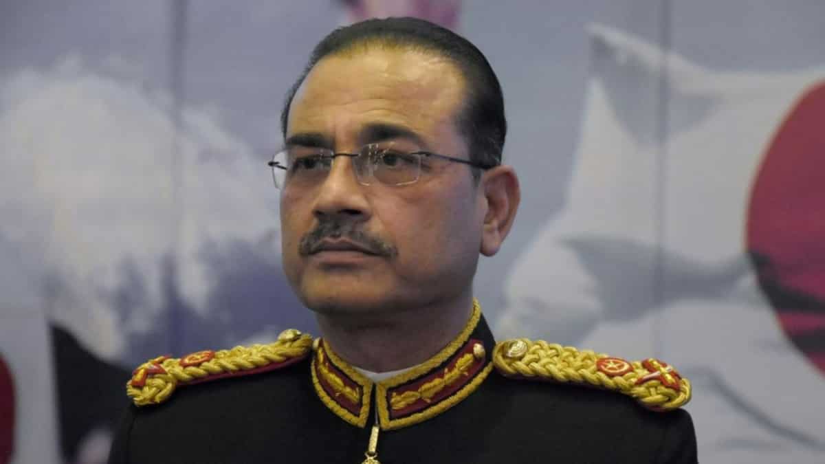 Pakistan army chief visits China to boost defence ties