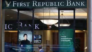 US SEC investigates First Republic Bank executives over suspicious trades