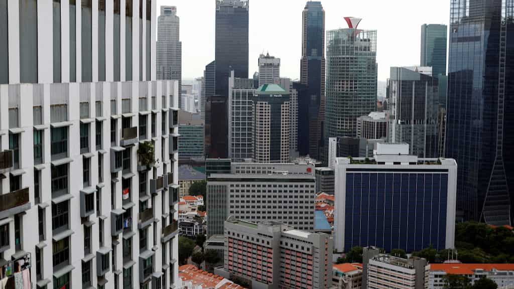 Singapore doubles stamp duty for foreigners buying home