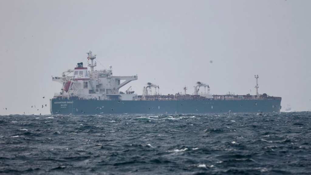 Iran seizes oil tanker in Gulf: US Navy