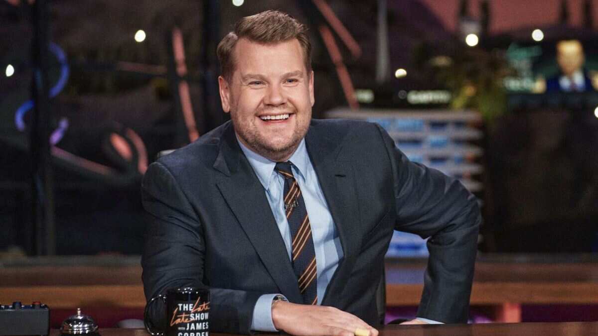 James Corden addresses 'divided America' on The Late Late Show's final episode James Corden addresses 'divided America' on The Late Late Show's final episode