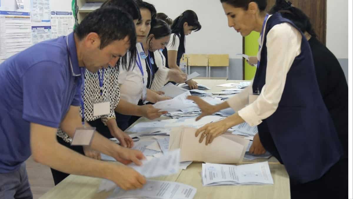 Uzbekistan voters approve reforms letting prez rule till 2040 Uzbekistan voters approve reforms letting prez rule till 2040