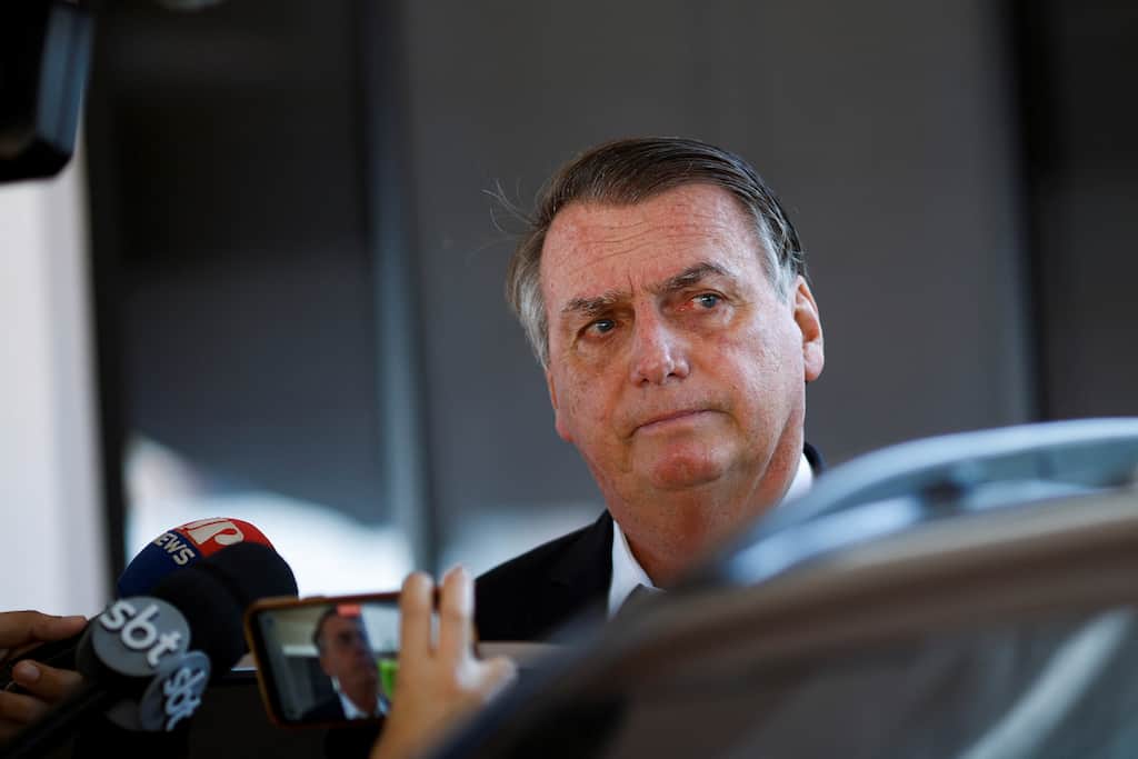 Brazil: Ex-president Jair Bolsonaro's home raided in vaccine records probe