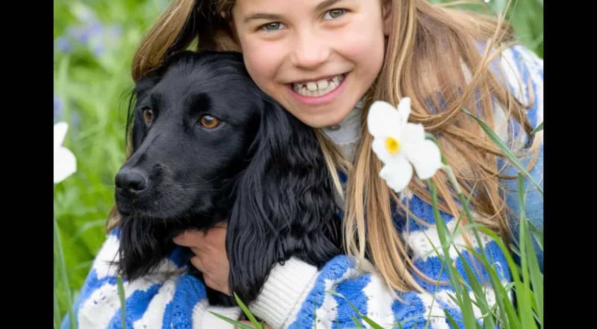 A queen in making: Princess Charlotte re-wears mom's sweater for birthday photo A queen in making: Princess Charlotte re-wears mom's sweater for birthday photo