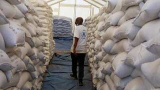 US alleges illicit sale of food aid in Tigray, pauses shipments
