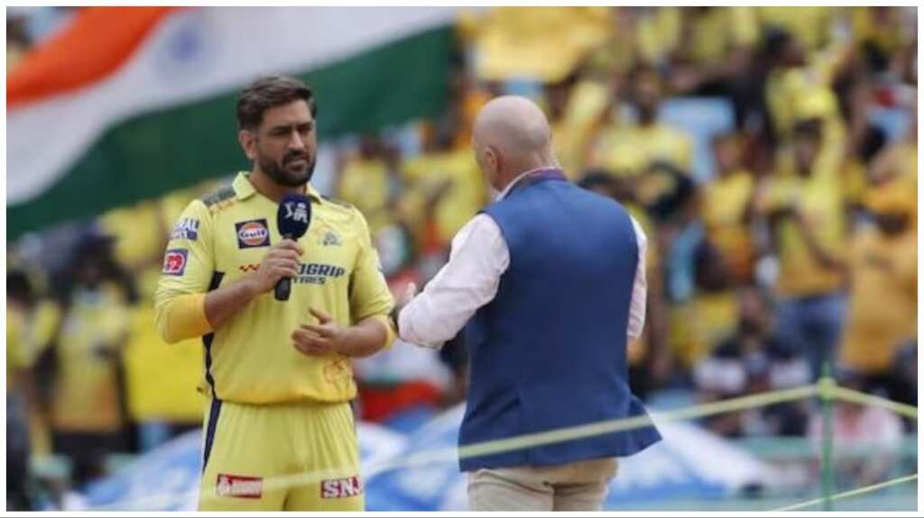 'Why do you have to ask?': Virender Sehwag reacts as MS Dhoni continues to be asked about his IPL future
