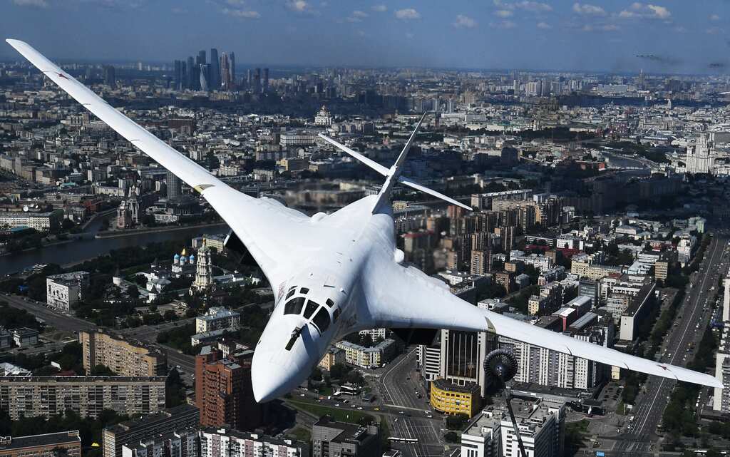 Russia deploys deadly Tu-160 strategic bombers in Ukraine war; Here’s why India also wants them