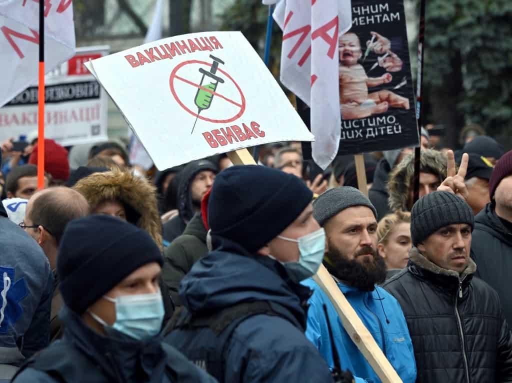 August 2020: Anti-masks, anti-vax, anti-pass