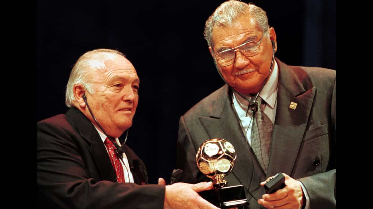 Record-breaking World Cup goalkeeper Carbajal dies aged 93 Record-breaking World Cup goalkeeper Carbajal dies aged 93