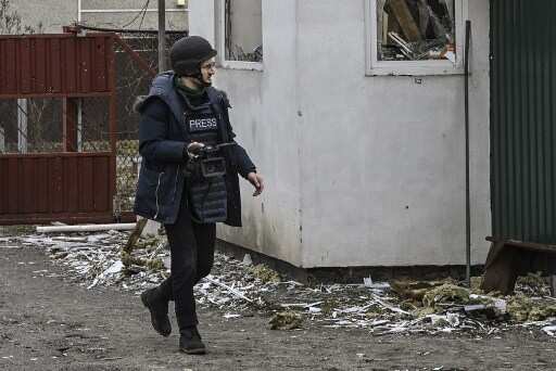Ukraine war: AFP journalist Arman Soldin killed by rocket fire near Chasiv Yar