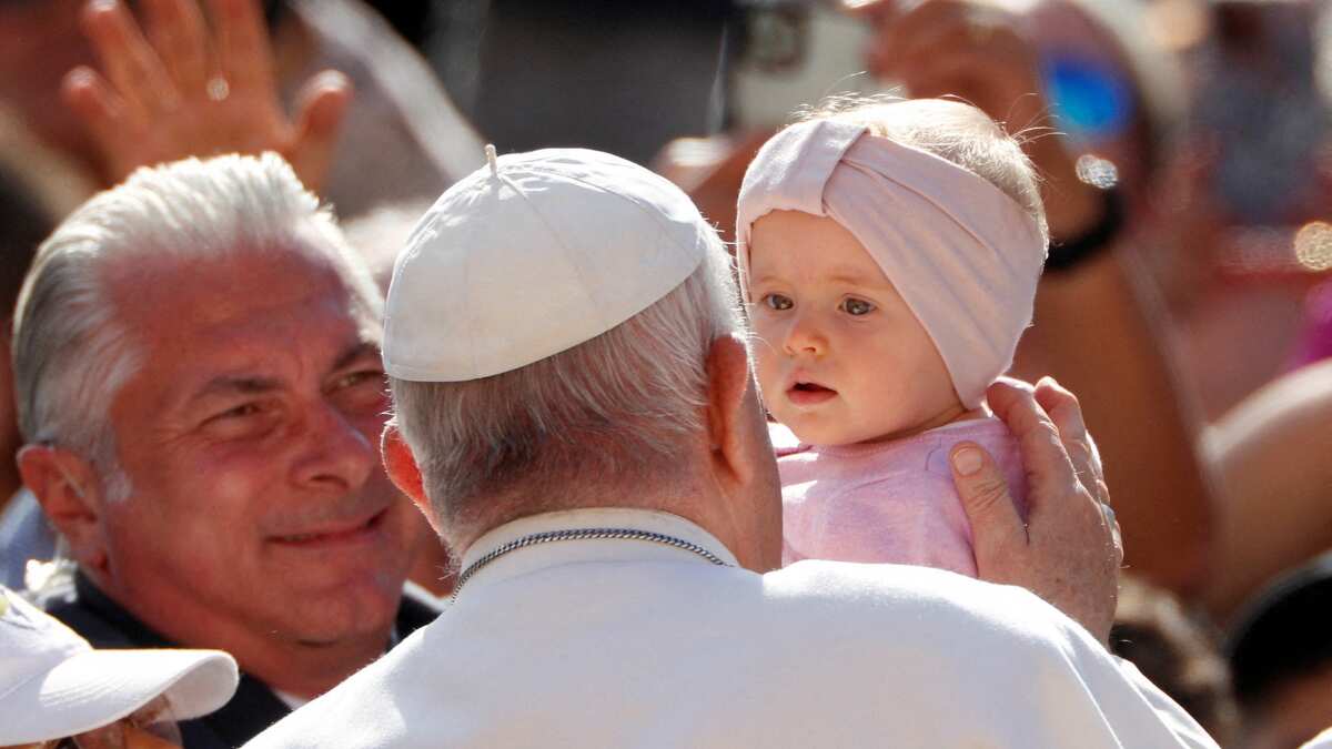 Only rich can afford to raise children in Italy, pets replacing kids in few households, says Pope Francis Only rich can afford to raise children in Italy, pets replacing kids in few households, says Pope Francis