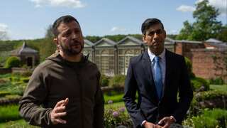Ukraine President Zelensky eyes 'jets coalition' during meeting with UK PM Sunak