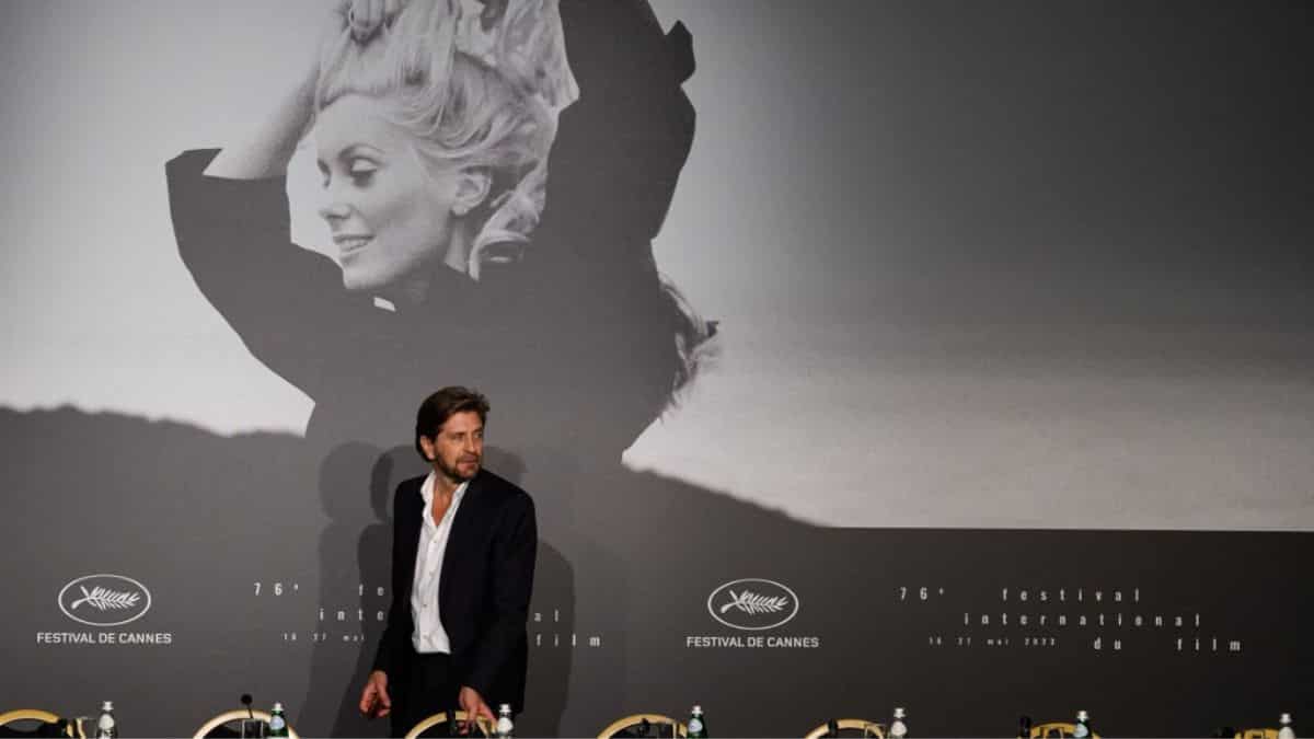 Cannes jury members back Hollywood writers' strike Cannes jury members back Hollywood writers' strike