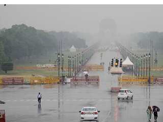 Delhi weather update: Thunderstorms with light rain in capital for next two days | More details