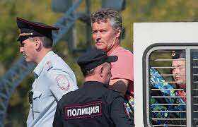 Fine imposed on critic Yevgeny Roizman for his comments on the Russia-Ukraine war Fine imposed on critic Yevgeny Roizman for his comments on the Russia-Ukraine war