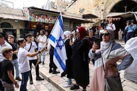 Jerusalem Day celebrations: Israelis wave flags, chant racist slogans Jerusalem Day celebrations: Israelis wave flags, chant racist slogans