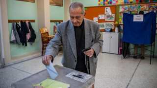 Greece votes in general election with chaotic outcome in offing
