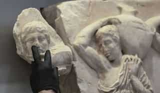 Greece recovers hundreds of antiquities from art thief