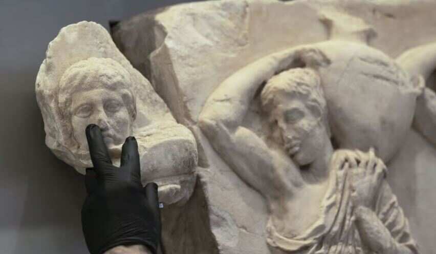Greece recovers hundreds of antiquities from art thief