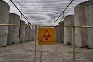 Shelling briefly knocks out power at Ukraine's Zaporizhzhia nuclear station, disaster averted