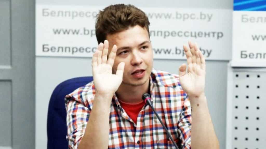 Belarusian activist Roman Protasevich arrested on Ryanair flight ‘pardoned’
