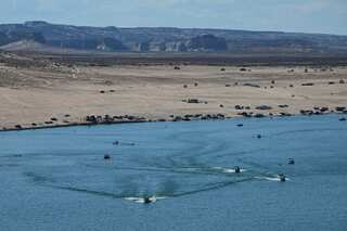 US: Western states reach historic agreement to save dwindling Colorado river