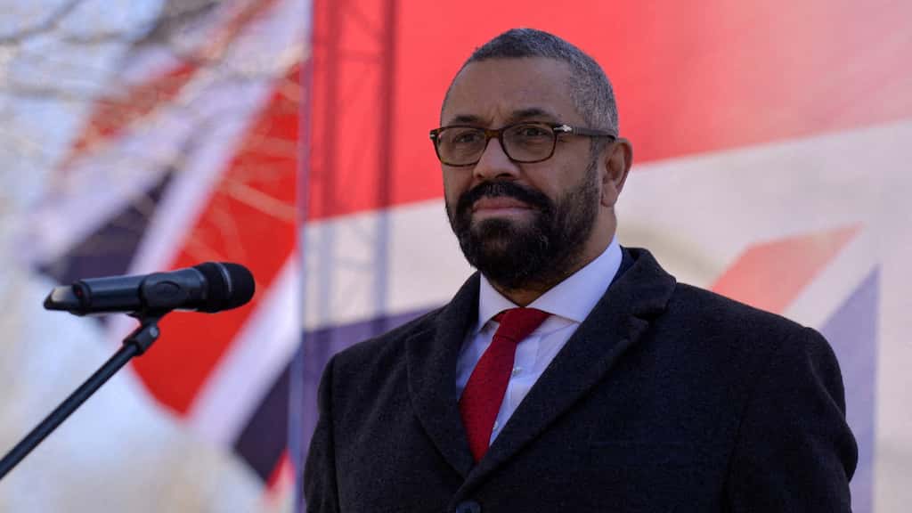 British Foreign Secretary James Cleverly criticised for use of $12,000-an-hour private jet