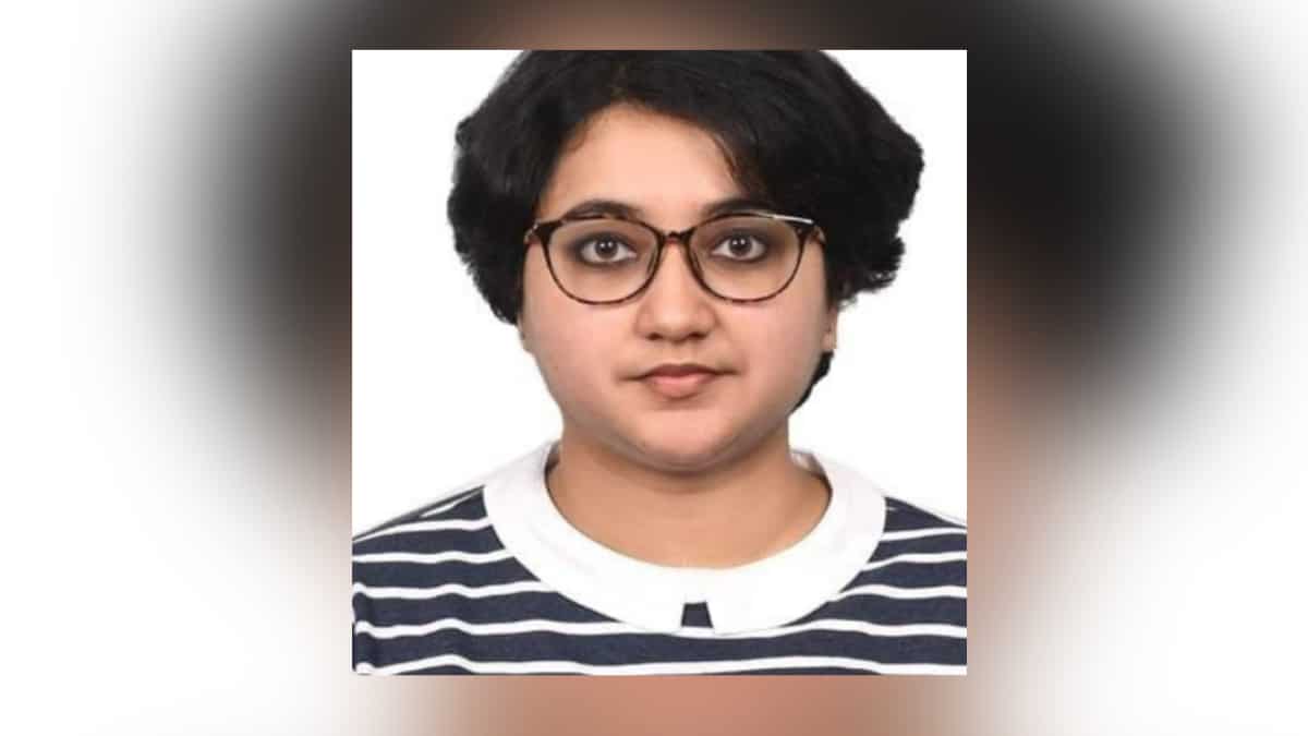 Gahana Navya James (AIR -6)