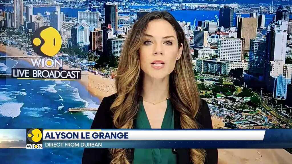 China's suspended monorail on test run in Wuhan City