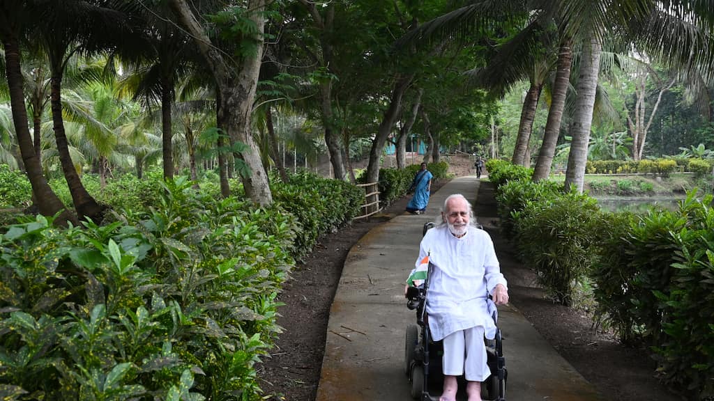 Brother Gaston, inspiration for Dominique Lapierre's 'City of Joy', still working for India's poor