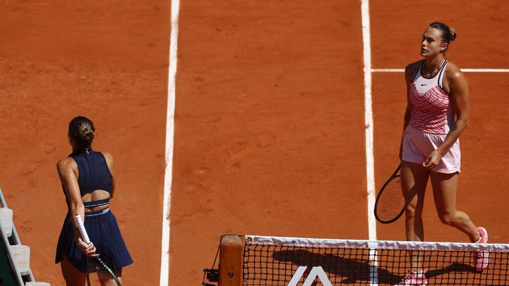 French Open 2023: Ukrainian Kostyuk refuses to shake hands with Aryna Sabalenka as Belarusian star advances