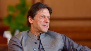Pakistan standing on the 'edge of darkness,' says Imran Khan