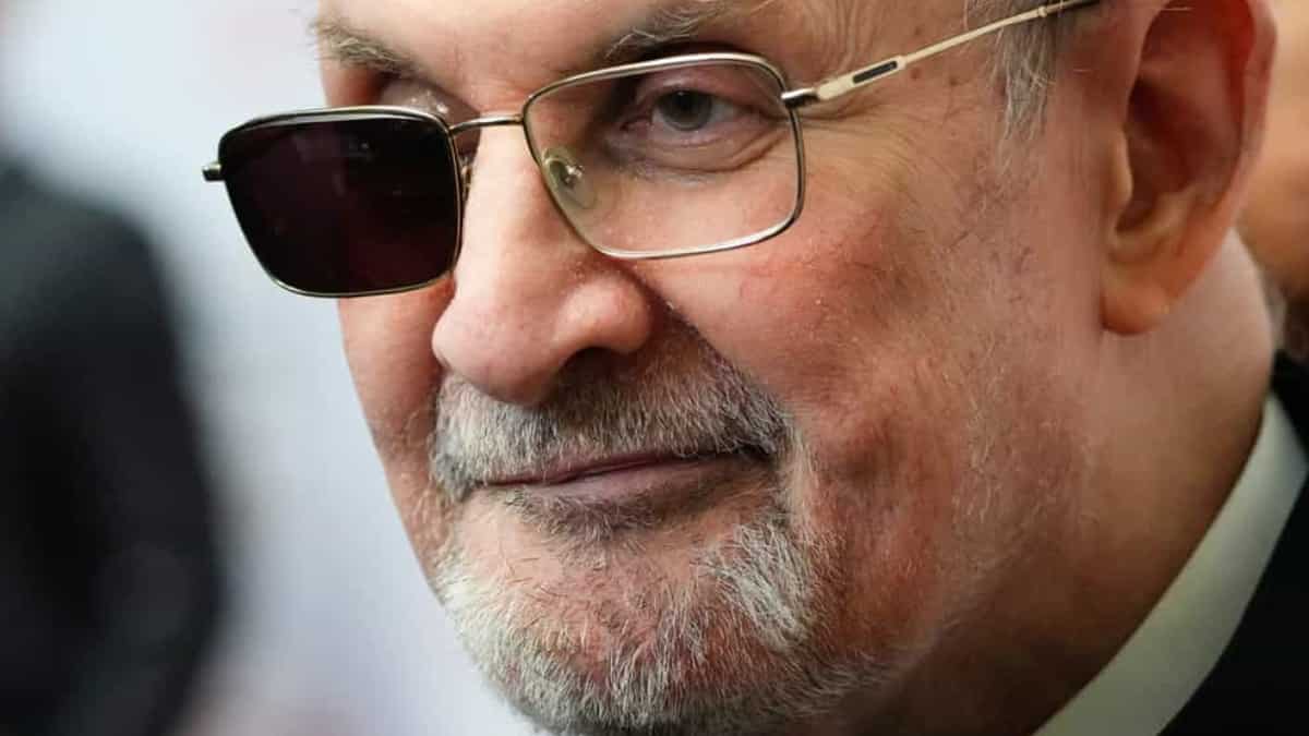 Salman Rushdie writing a book on stage stabbing: 'I just have to deal with it' Salman Rushdie writing a book on stage stabbing: 'I just have to deal with it'
