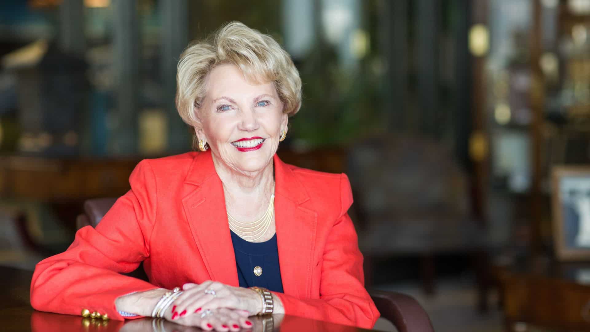 6. Johnelle Hunt ($4.4 Billion)