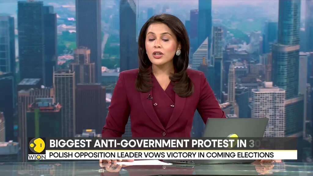 Massive Polish Opposition rally in Warsaw, biggest anti-government protest in 30 years