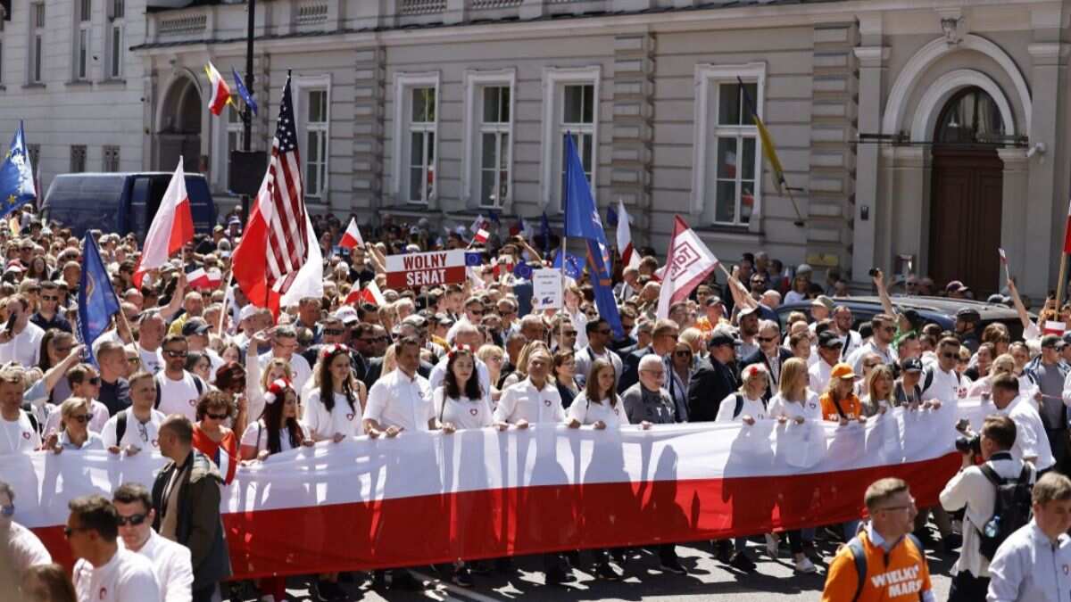 Rally marks 34th anniversary of democracy
